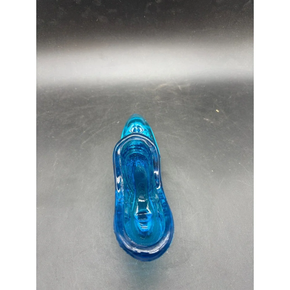 Vintage Blue Glass Slipper Daisy and Button Pattern Shoe Figurine‎